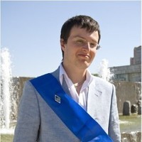 Антон Мартынов