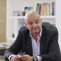 Decio Machado Flores