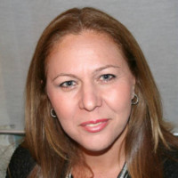 Esti Nir