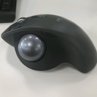 李秉隆