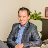 Alberto González, PE