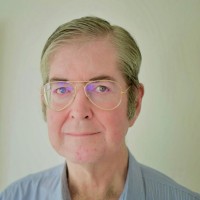 Julian Lloyd