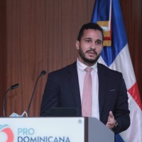 Héctor Santos