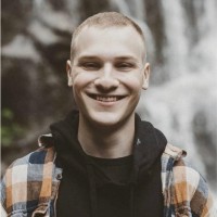 Travis Chomlack