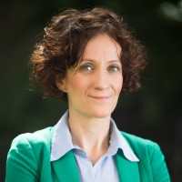 Eva Paulovics