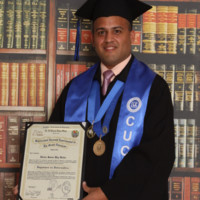 Nestor J Diaz V