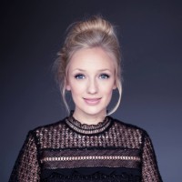 Roos van der Waerden