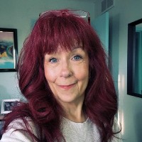 Robyn Graves