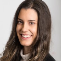 Réka Csicsirkó