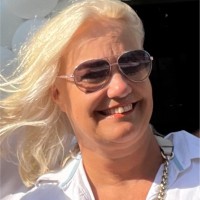 Christa Loman Van Dijk
