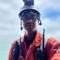 Muhammad Iqbal Memahat