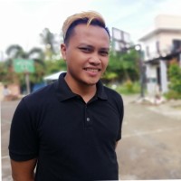 Junie Velayo