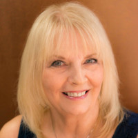 Sandie Lee