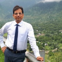Dr Satish Sharma