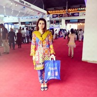 DR. AYESHA KHAN