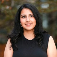 Simran Kaur, Fis