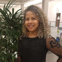 Elizabete Sousa