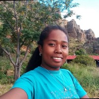 Sandra guide isalo