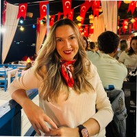 Özge Sezici