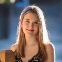 Zoe Wallace