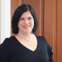 Suzanne Amrich