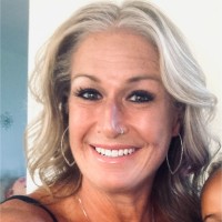 Kelly Faust