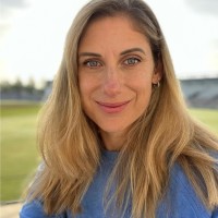 Holly Freize