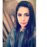 Roshna Khan