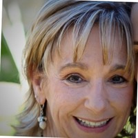 Laura Durst