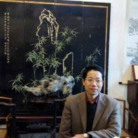 李金伟