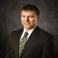 Tyler Nesbella, Pe