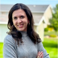 Lindsey Wolf, Mba