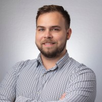 Daniel Travis