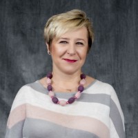 Anna Dominik