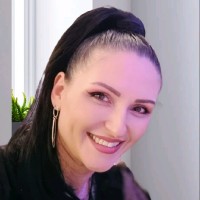 Adina Țămbrescu