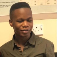 Azwianewi Maphiri