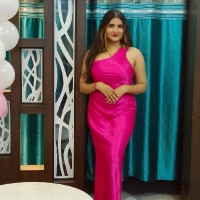 Nidhi R