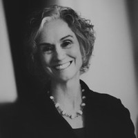 Denise Lyons