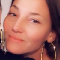 Gina Girardot
