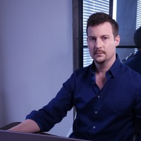Erik Mathews