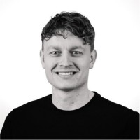 Kristoffer Holst