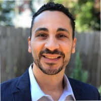 Adam Fernandez