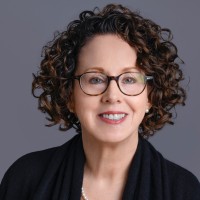 Maura Mills
