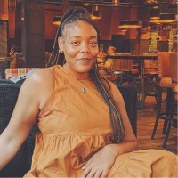 Gabrielle Eure, Assoc. Aia