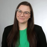 Caroline (Tori) Holland