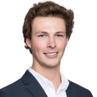 Tom Nixon