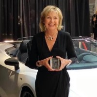 Linda Leonard