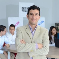 Hugo E. Martínez Ardila
