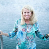 Sarah McLean