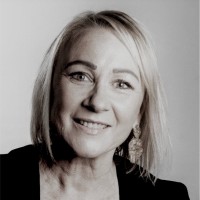 Lynda James